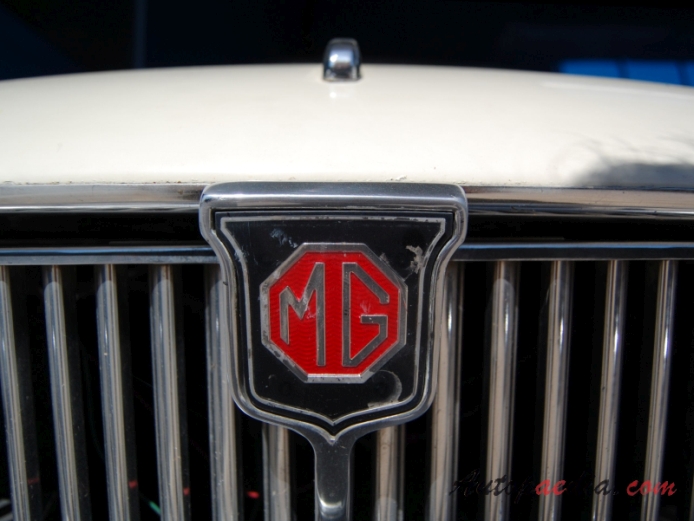 MG Midget Mk II 1964-1966 (1965), emblemat przód 
