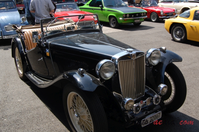 MG TA 1936-1939/TB 1939-1940/TC 1945-1950 (roadster 2d), prawy przód