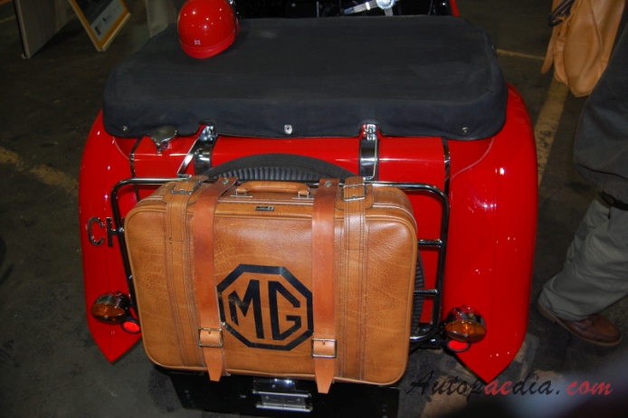 MG TC 1945-1950 (1947 roadster 2d), tył