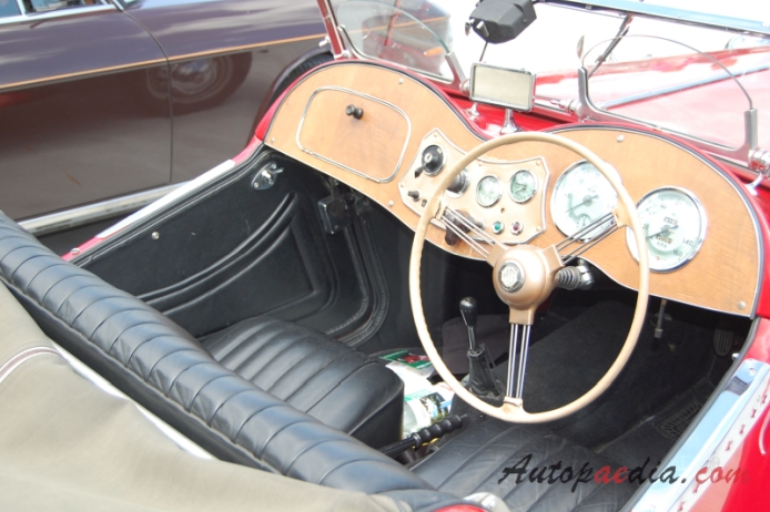 MG TD 1950-1953 (roadster 2d), wnętrze