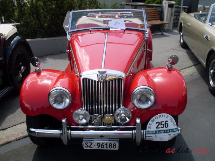 MG TF 1953-1955 (1955 TF-1500 roadster 2d), front view