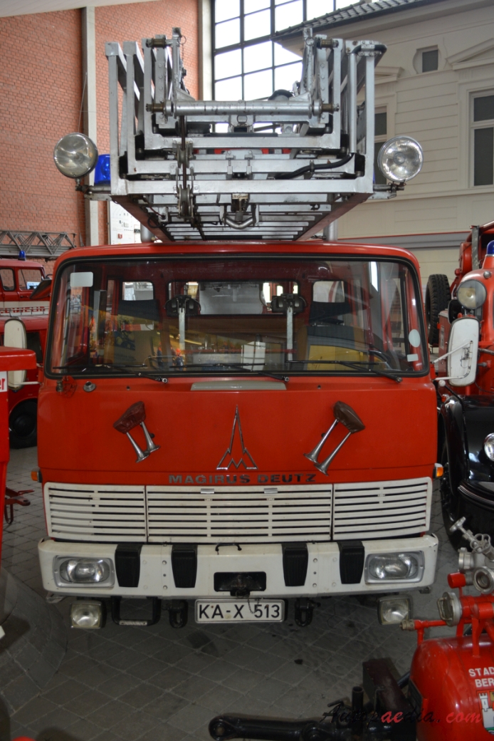 Magirus-Deutz D-Frontlenker (COE) 1963-1987 (1972 F 170 D 12 FA DL 30 H Freiw. Feuerwehr Neureut fire engine), front view