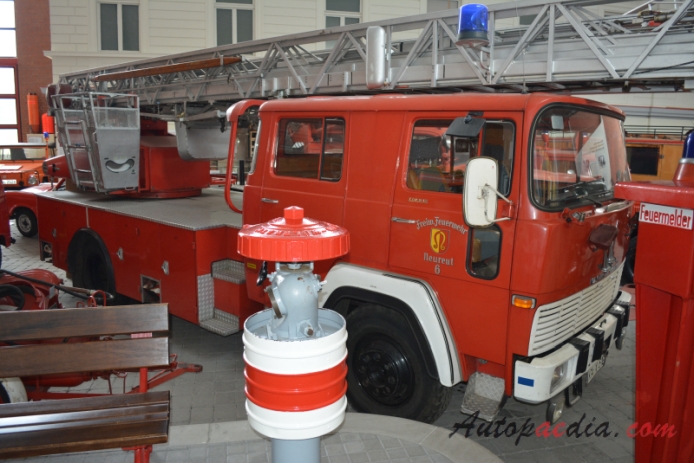 Magirus-Deutz D-Frontlenker (COE) 1963-1987 (1972 F 170 D 12 FA DL 30 H Freiw. Feuerwehr Neureut fire engine), right front view