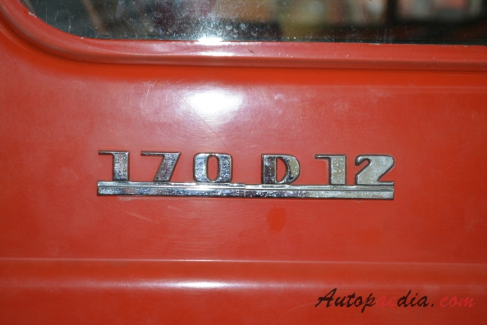 Magirus-Deutz D-Frontlenker (COE) 1963-1987 (1972 F 170 D 12 FA DL 30 H Freiw. Feuerwehr Neureut wóz strażacki), emblemat bok 