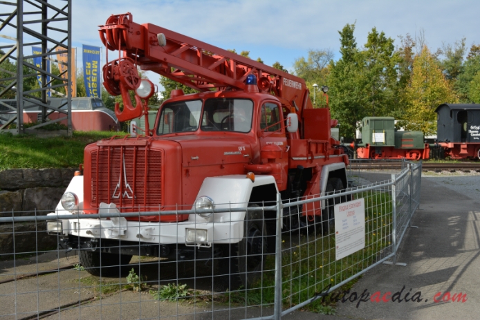 Magirus-Deutz Eckhauber 2nd generation 1953-1975 (1959 Uranus Stadt Heilbronn Feuerwehr crane), left front view