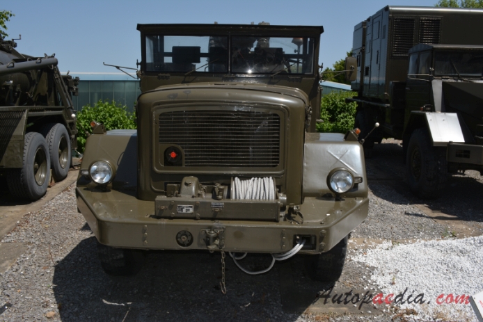 Magirus-Deutz Eckhauber 2nd generation 1953-1975 (1963 Jupiter 6x6 military truck), front view