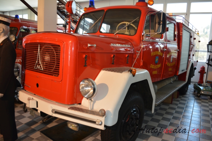 Magirus-Deutz Eckhauber 2. generacja 1953-1975 (1964 Mercur 150 A Feuerwehr Siglistorf wóz strażacki), lewy przód