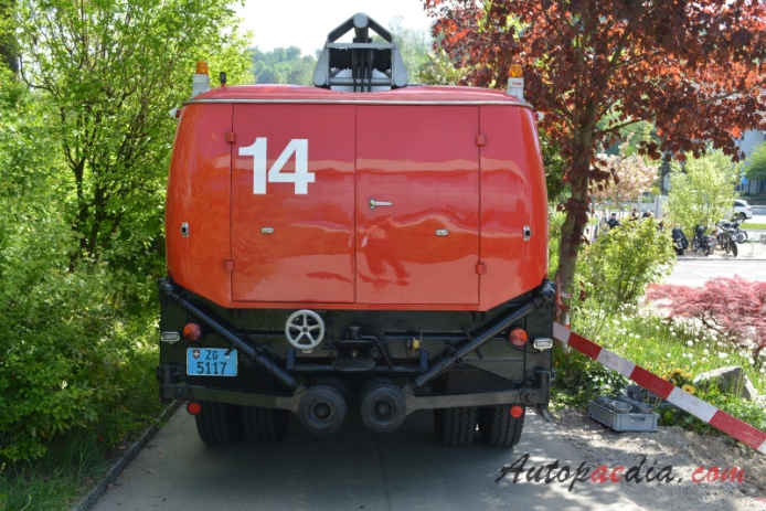 Magirus-Deutz Rundhauber 1951-1967 (1957 Muni Freiwillige Feuerwehr der Stadt Zug wóz strażacki), tył