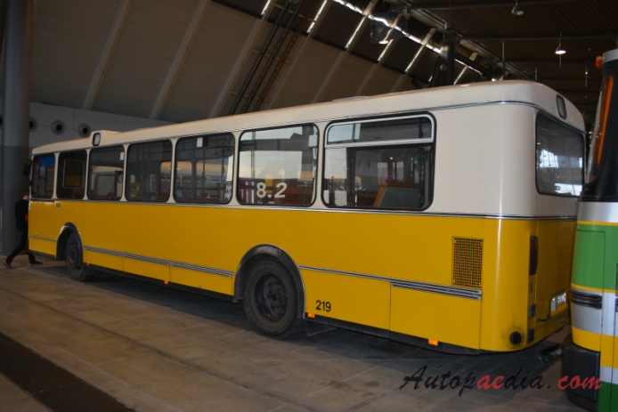 Magirus Deutz Standardbus 1967-1982 (1982 Iveco 260 SH 110 UNF Ulmer/Neu-Ulmer Nahverkehrfreunde autobus miejski), lewy tył
