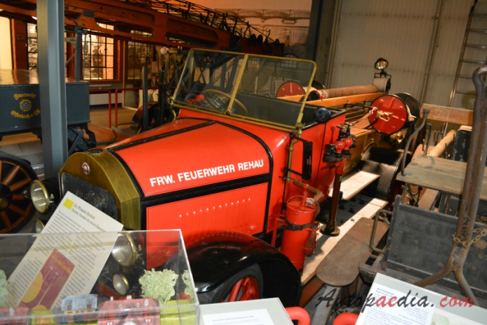 Magirus ciężarówka 1916-1945 (1922 Frw. Feuerwehr Rehau wóz strażacki), lewy przód