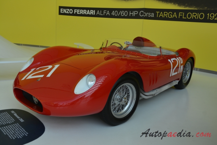 Maserati 250 S 1957 (race car), left front view