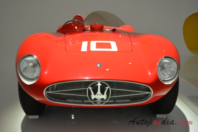 Maserati 300S 1955-1958 (1955 auto wyścigowe), przód