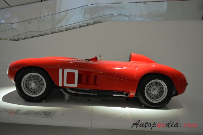 Maserati 300S 1955-1958 (1955 race car), left side view