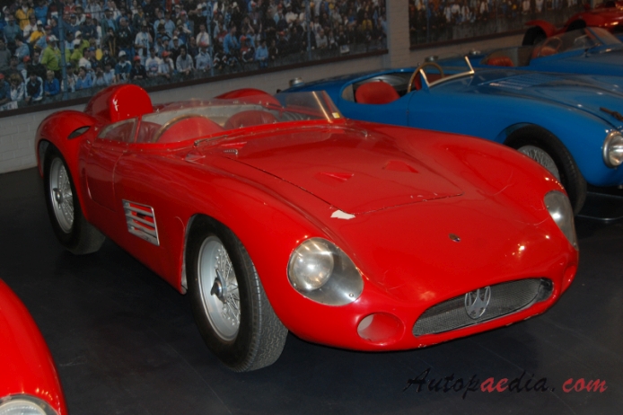 Maserati 300S 1955-1958 (1955 spider 2d), prawy przód