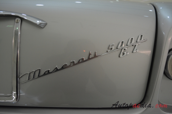 Maserati 5000 GT 1959-1965 (1961 Indianapolis Allemano Coupé 2d), emblemat tył 