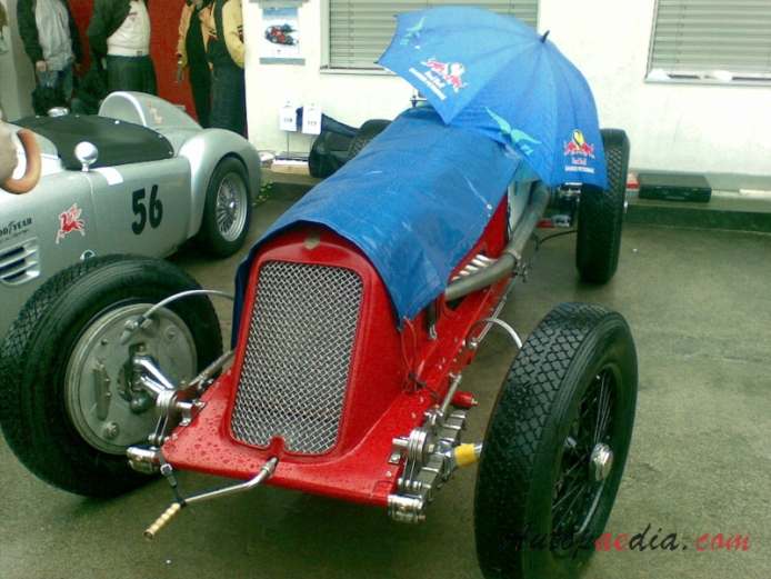Maserati 8CM 1933-1935 (1933), left front view