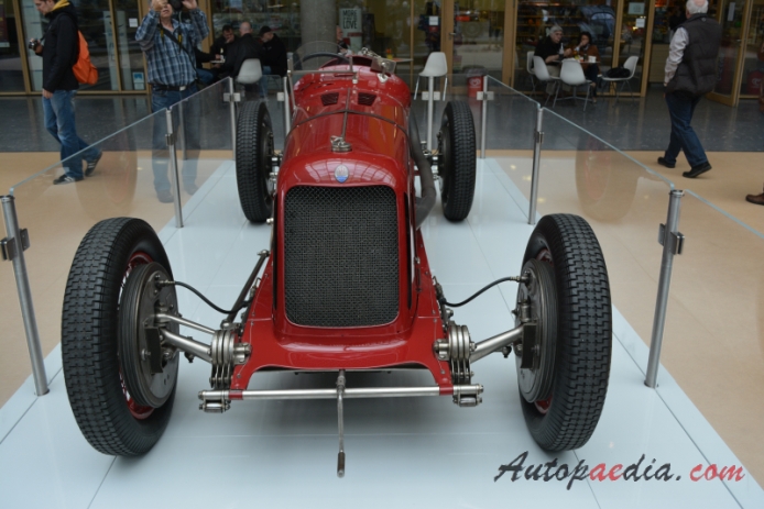 Maserati 8CM 1933-1935 (1933 monoposto), przód