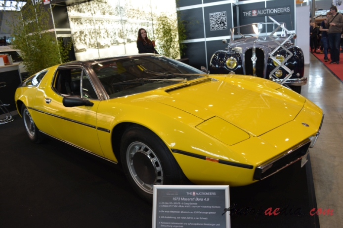Maserati Bora 1971-1978 (1973 4.9L Coupé 2d), prawy przód