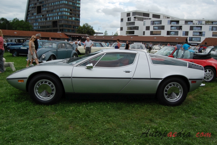 Maserati Bora 1971-1978 (Coupé 2d), lewy bok