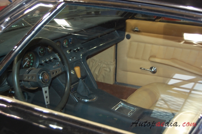 Maserati Ghibli I 1966-1973 (Coupé), wnętrze