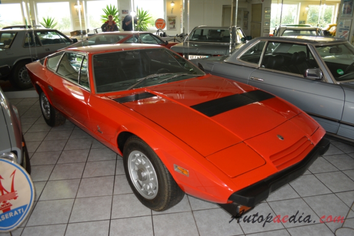 Maserati Khamsin 1974-1982 (1977-1982 US specification Coupé 3d), right front view