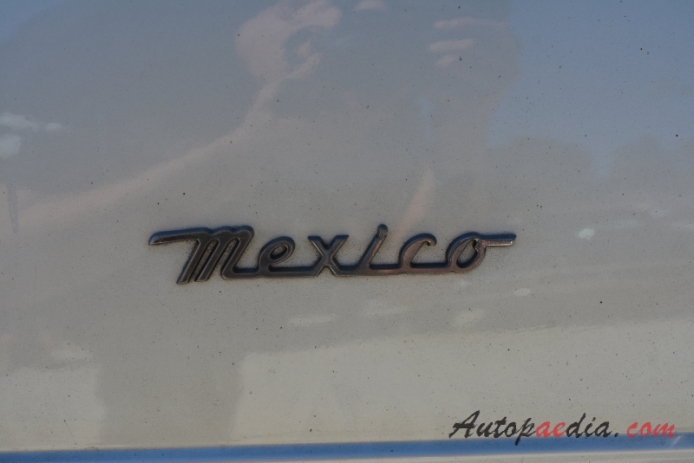 Maserati Mexico 1966-1973, emblemat tył 
