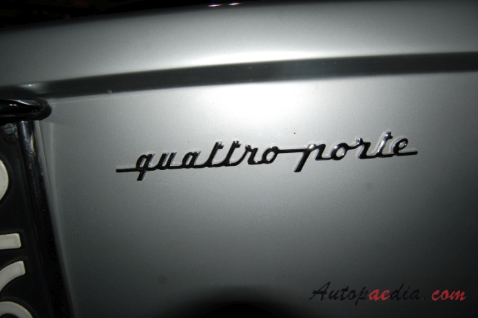 Maserati Quattroporte I 1963-1970 (1965 1. series sedan 4d), emblemat tył 