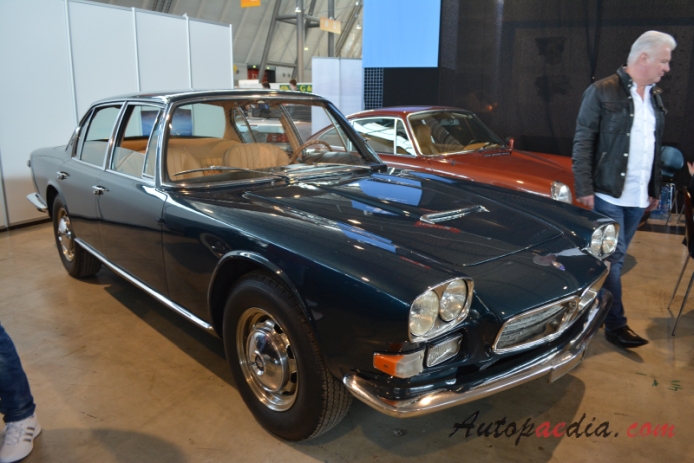 Maserati Quattroporte I 1963-1970 (1966-1970 2. series sedan 4d), prawy przód