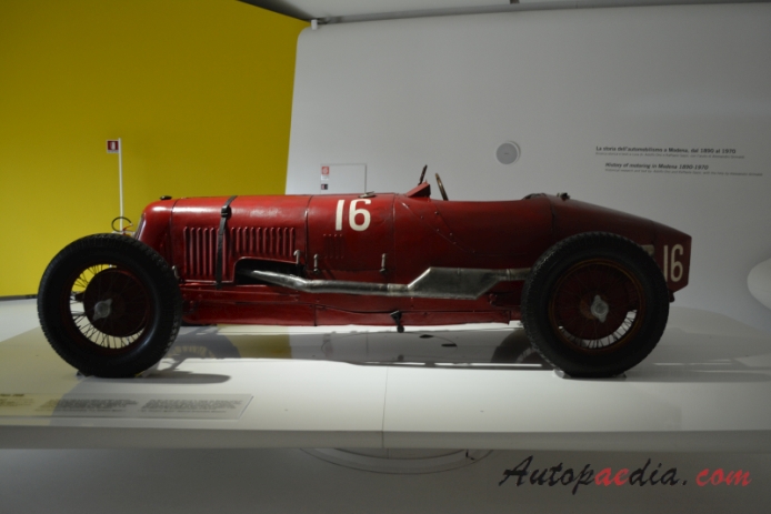 Maserati Tipo 26 1926-1932 (1929 26B monoposto), lewy bok