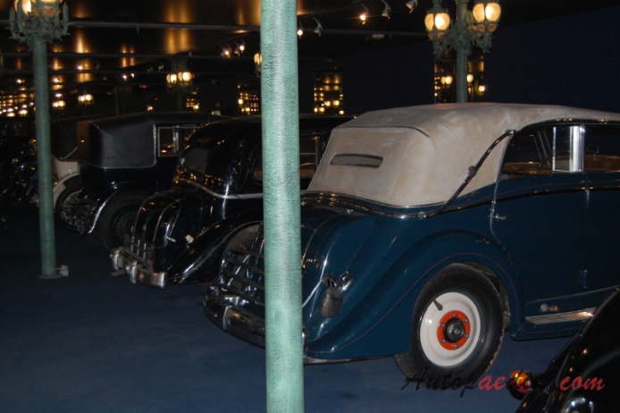 Maybach DS8 Zeppelin 1930-1940 (1934 cabriolet 4d), right rear view