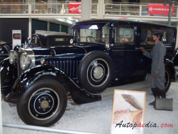 Maybach W 5 1926-1932 (1928 W5 SG limuzyna 4d), lewy przód