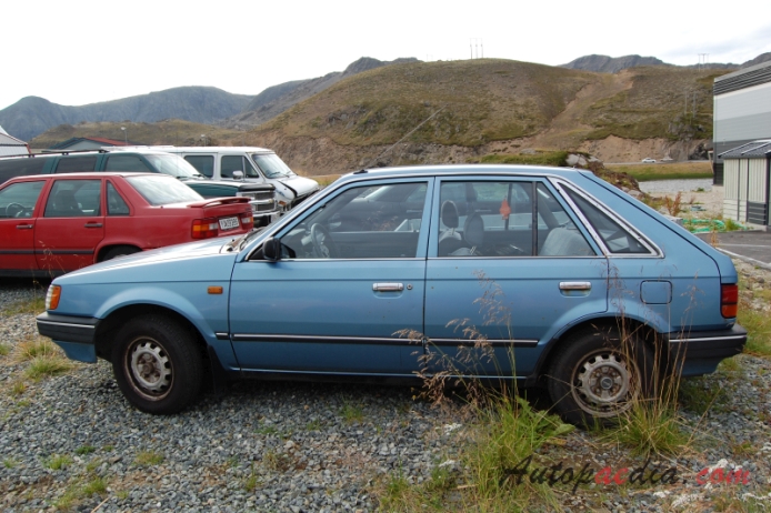 Mazda 323 5th generation (BF) 1985-1989 (hatchback 5d), left side view