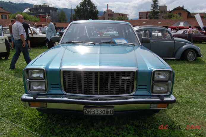 Mazda 929 2. generacja 1977-1981 (1979 2.0 L kombi 5d), przód