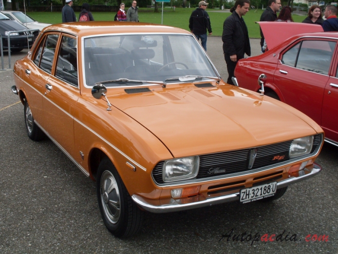 Mazda RX-2 1970-1978 (sedan 4d), prawy przód