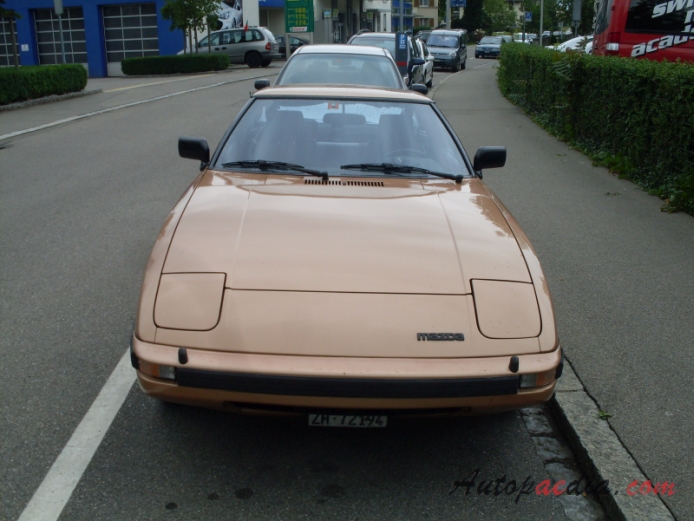Mazda RX-7 1st generation 1979-1985 (1981-1985 series 2, series 3), front view