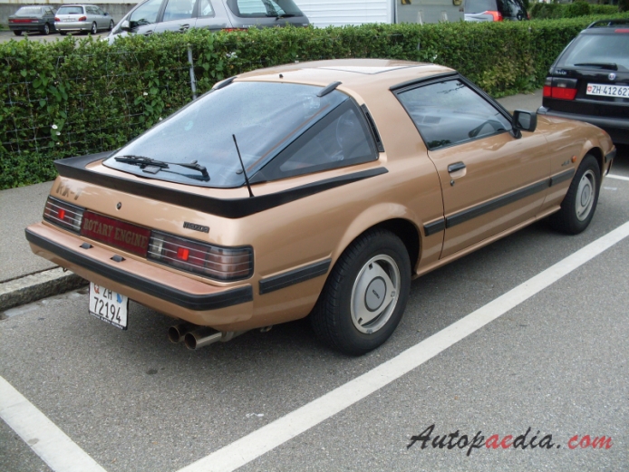 Mazda RX-7 1st generation 1979-1985 (1981-1985 series 2, series 3), right rear view