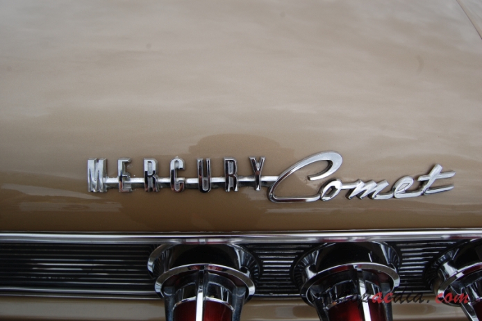 Mercury Comet 1st generation 1960-1963 (1963 cabriolet 2d), rear emblem  
