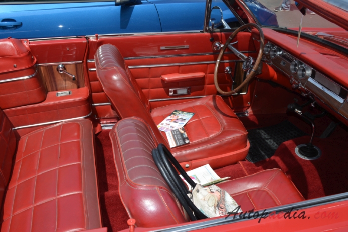 Mercury Comet 2. generacja 1964-1965 (1964 cabriolet 4d), wnętrze