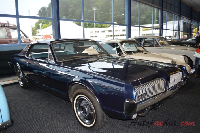 Mercury Cougar 1st generation 1967-1970 (1967 hardtop Coupé 2d), right front view