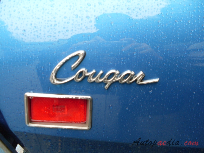 Mercury Cougar 1. generacja 1967-1970 (1970 XR-7 hardtop Coupé 2d), emblemat bok 