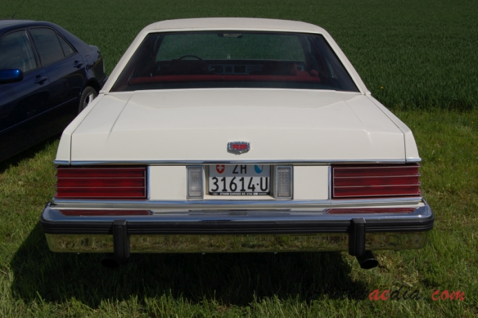 Mercury Marquis 3. generacja 1979-1982 (1979-1981 Grand Marquis sedan 4d), tył