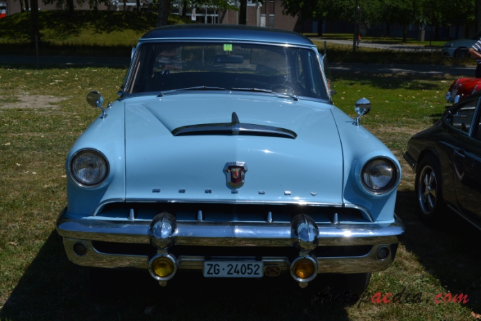 Mercury Monterey 1. generacja 1952-1954 (1953 sedan 4d), przód