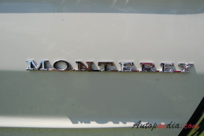 Mercury Monterey 4th generation 1965-1968 (1966 convertible 2d), side emblem 