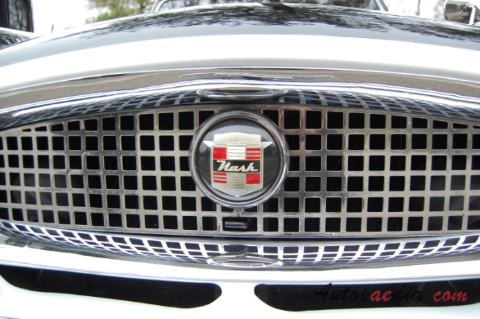 Metropolitan Series IV 1959-1961 (cabriolet 2d), emblemat przód 