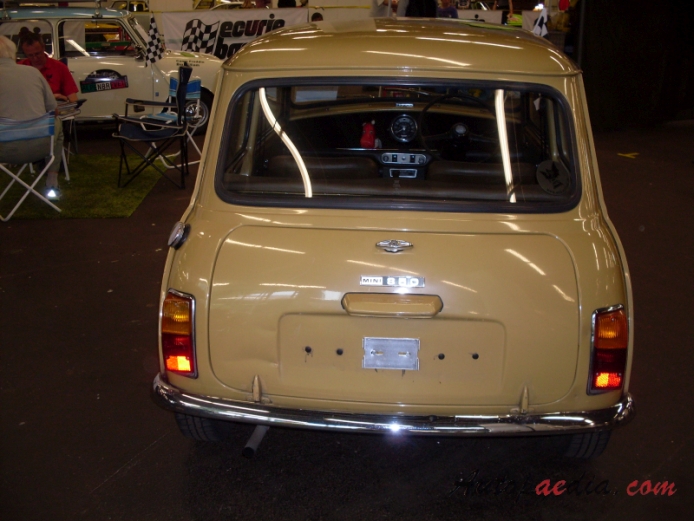 Mini Mark III 1970-1976 (1975 Morris Mini 850), rear view