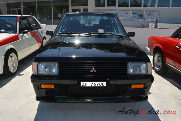 Mitsubishi Lancer 2. generacja A70 1979-1983 (1980-1983 2000 Turbo sedan 4d), przód