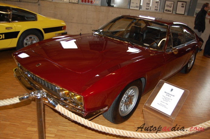 Monteverdi High Speed 375 1967-1976 (1969 375 L 2+2 Coupé 2d), lewy przód