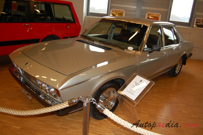 Monteverdi Sierra 1977-1982 (1978 sedan 4d), lewy przód