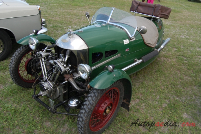 Morgan V-twin three wheelers 1911-1939 (1927-1939 SS Super Sports), left front view