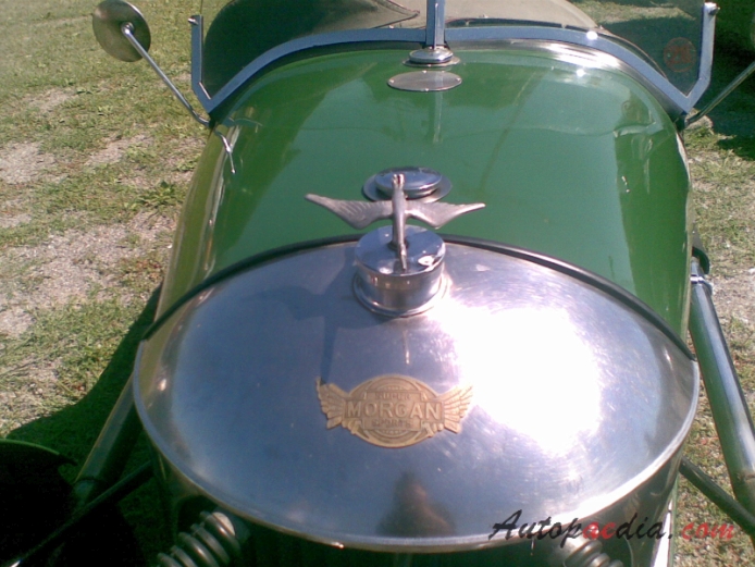 Morgan V-twin three wheelers 1911-1939 (1927-1939 SS Super Sports), emblemat przód 